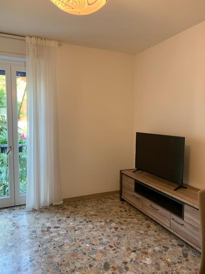 Casa Dante Lejlighed Riva del Garda Eksteriør billede